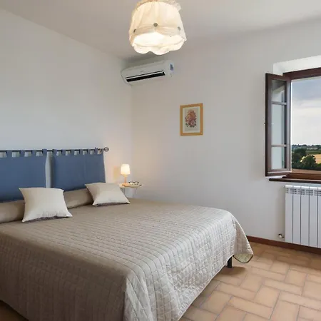 וילה Poggio Vistabella 10, Emma Casamaggiore
